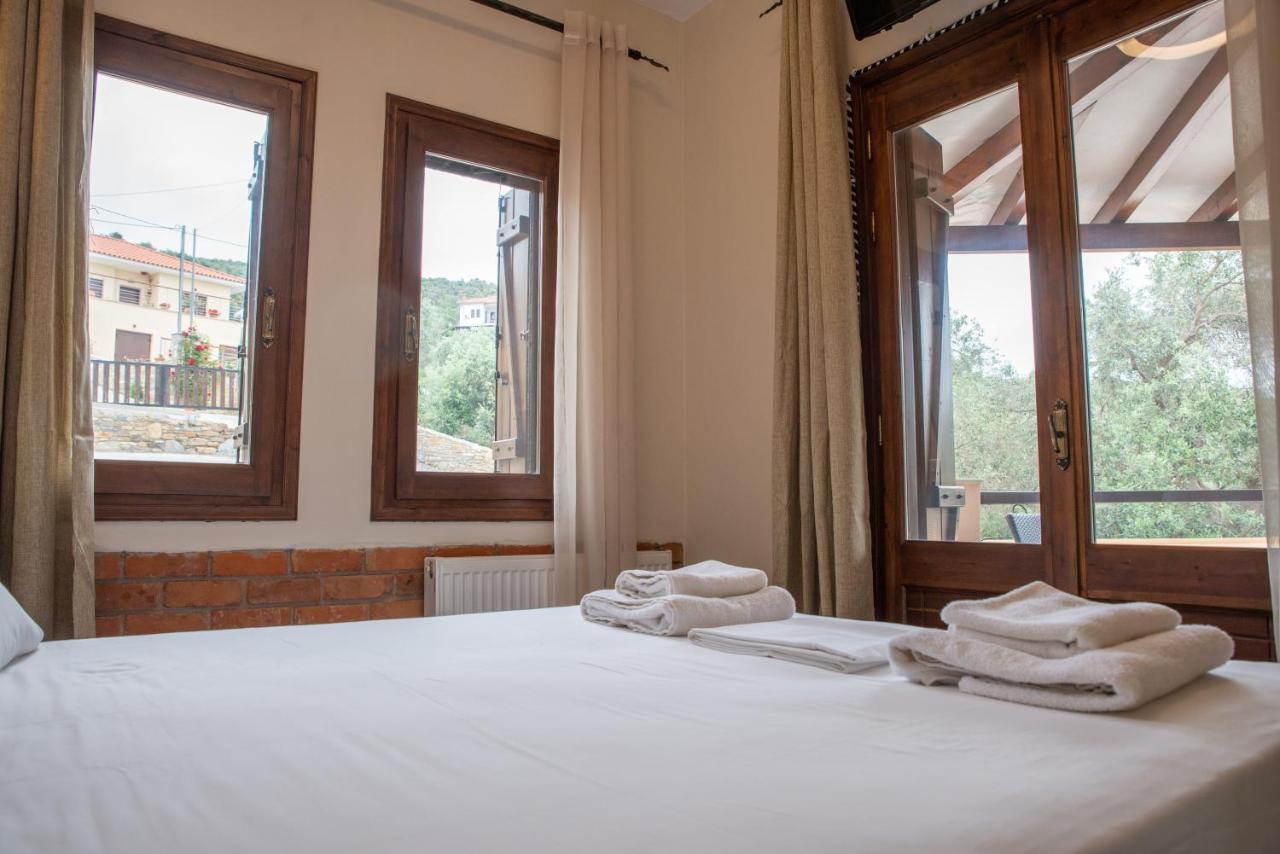 Symmetron Suites Kalamos  Bagian luar foto