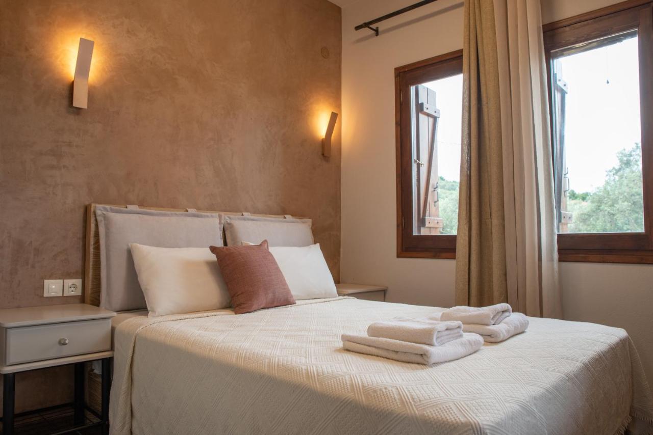 Symmetron Suites Kalamos  Bagian luar foto