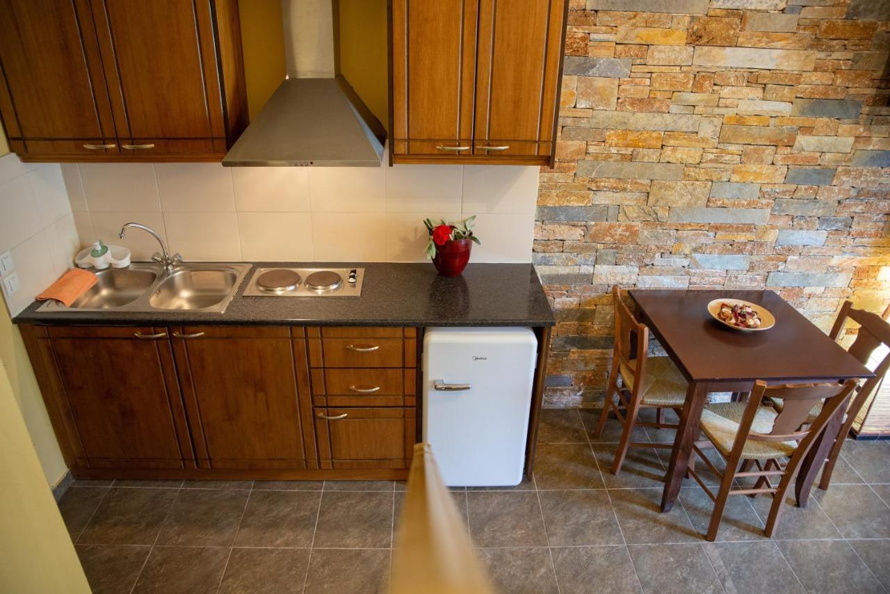Symmetron Suites Kalamos  Bagian luar foto