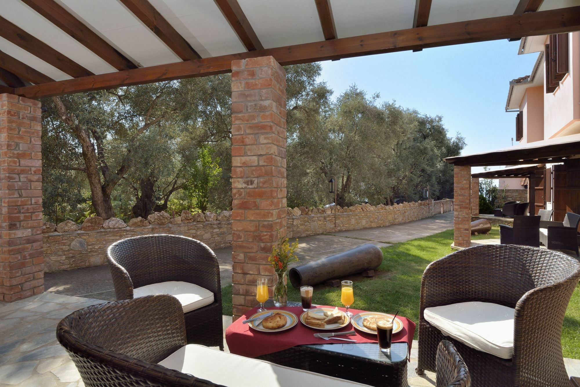 Symmetron Suites Kalamos  Bagian luar foto